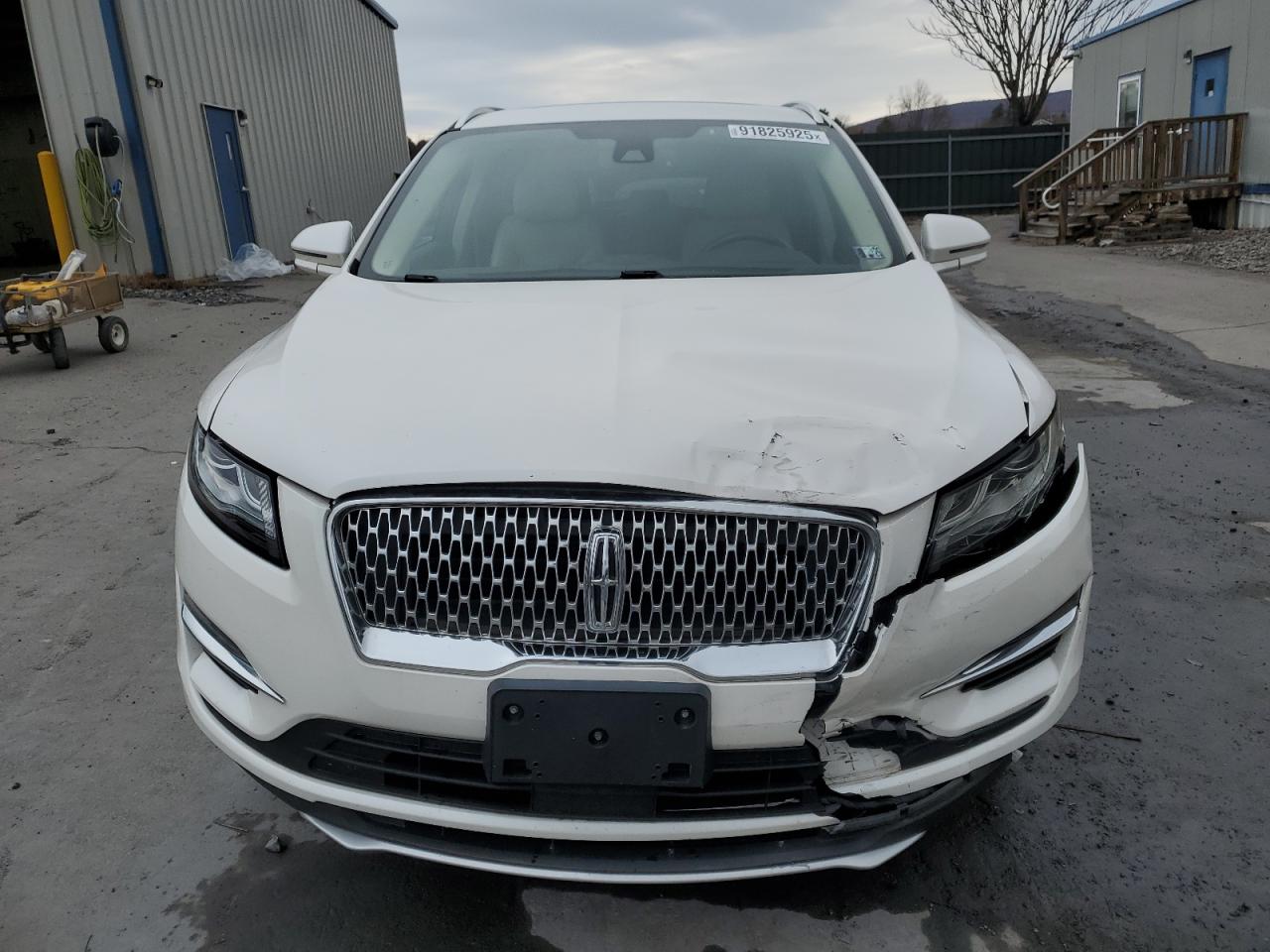 Lincoln MKC Reserve Image 11