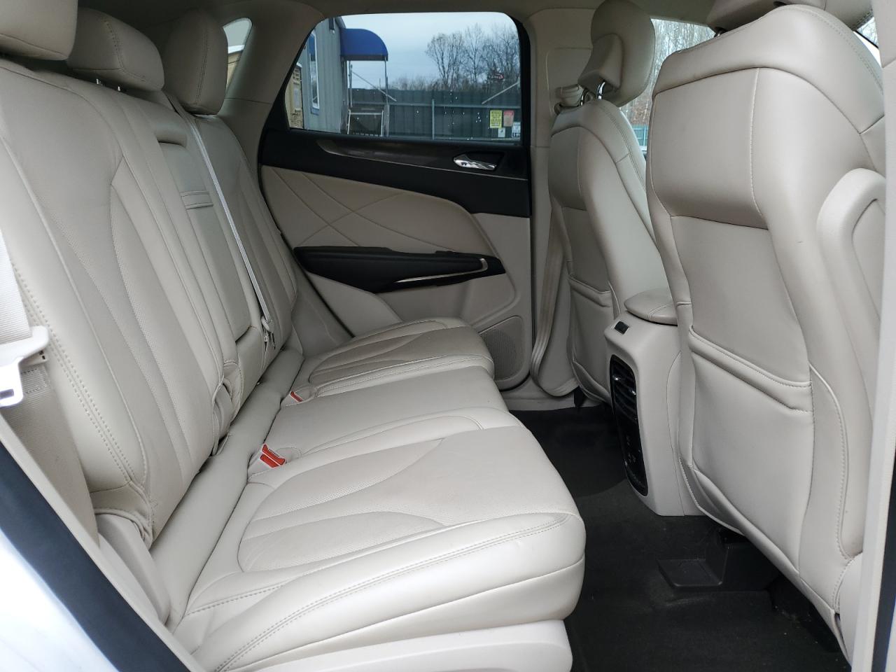 Lincoln MKC Reserve Image 13