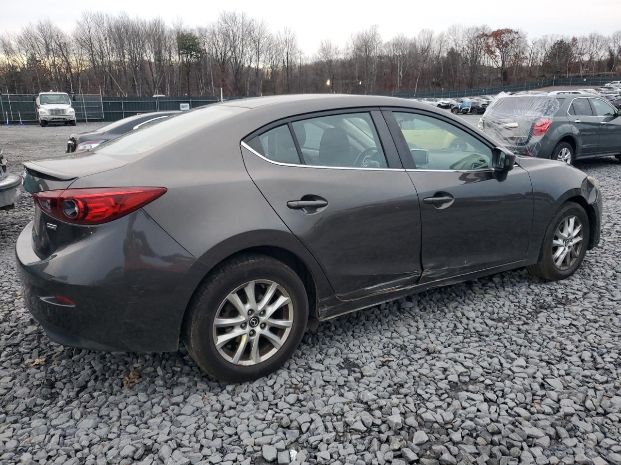 Mazda 3 Touring Image 8