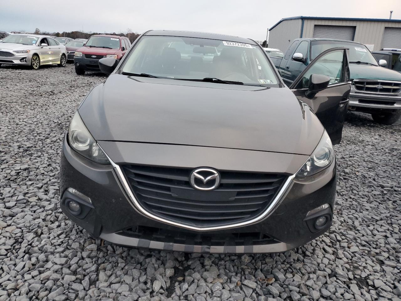 Mazda 3 Touring Image 2