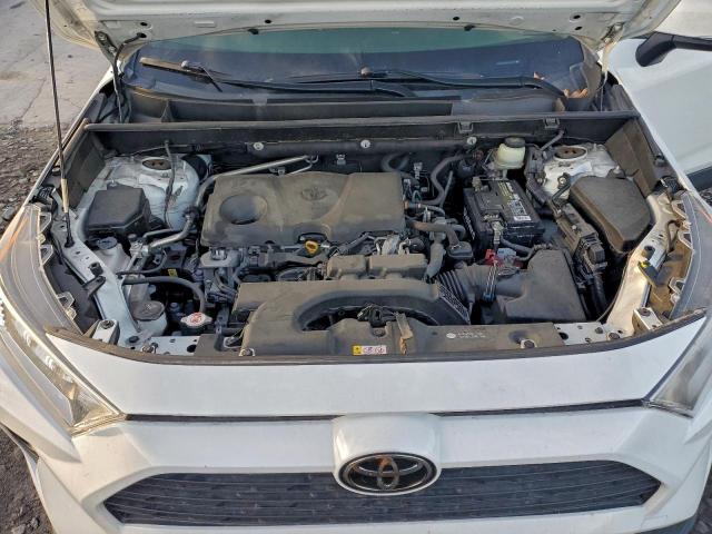 Toyota RAV4 Xle Image 8