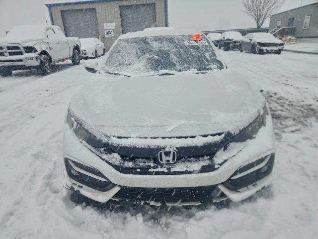 Honda Civic Sport Image 12