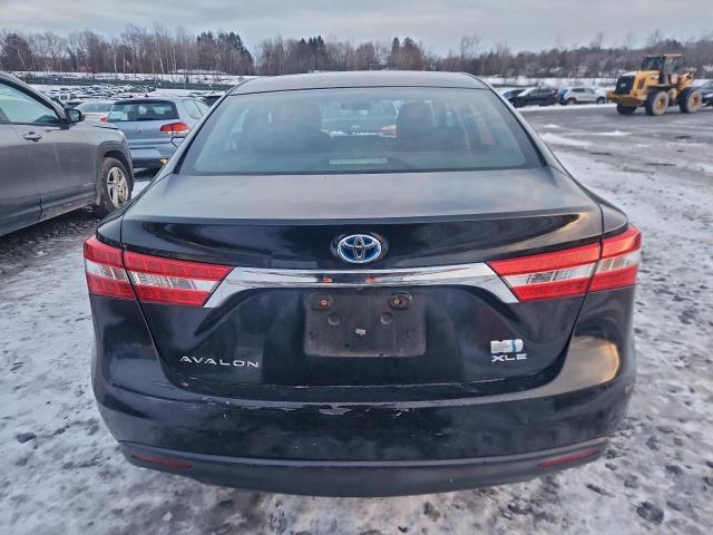 Toyota Avalon Hybrid Image 7