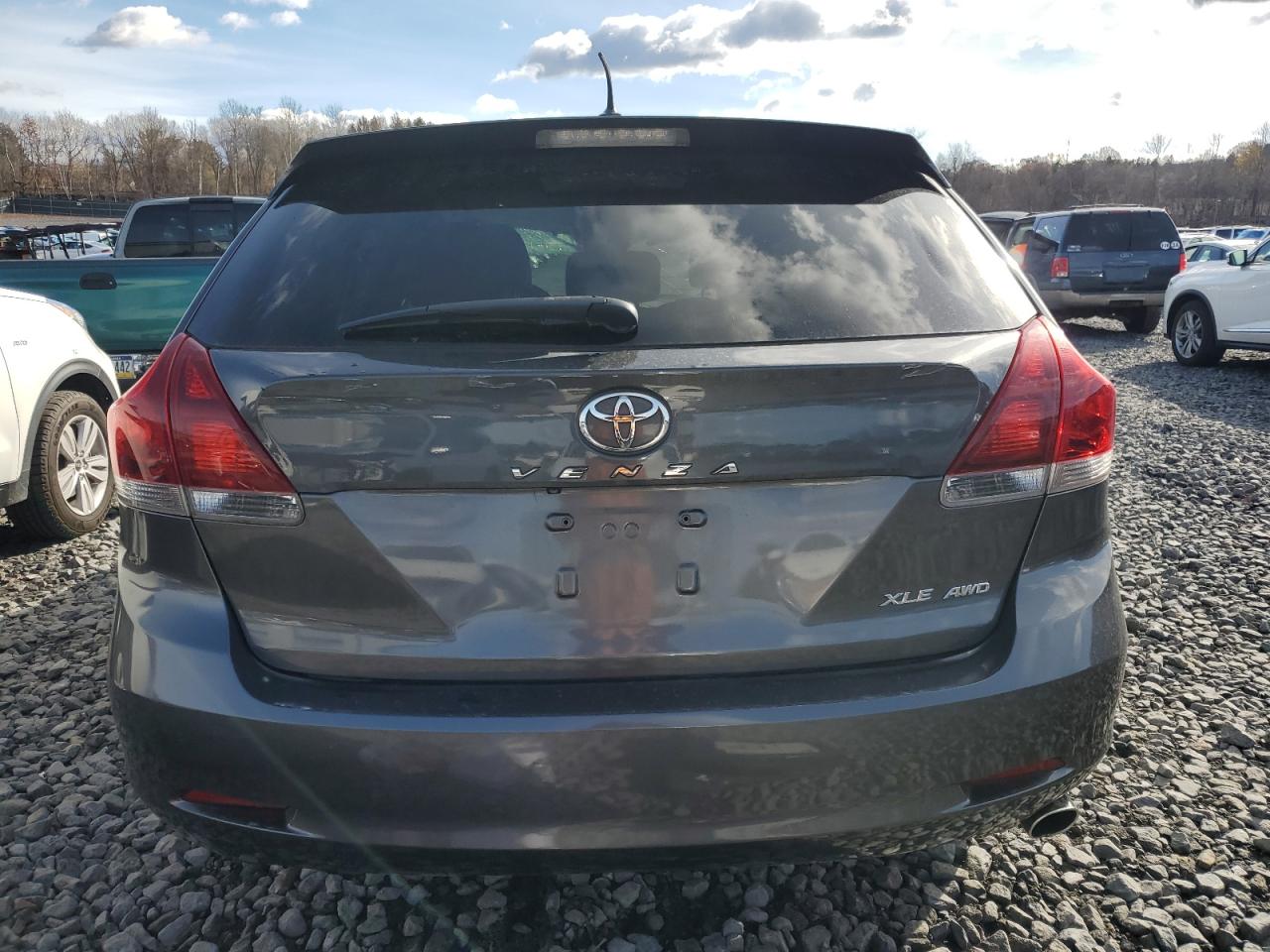 Toyota Venza Le Image 13