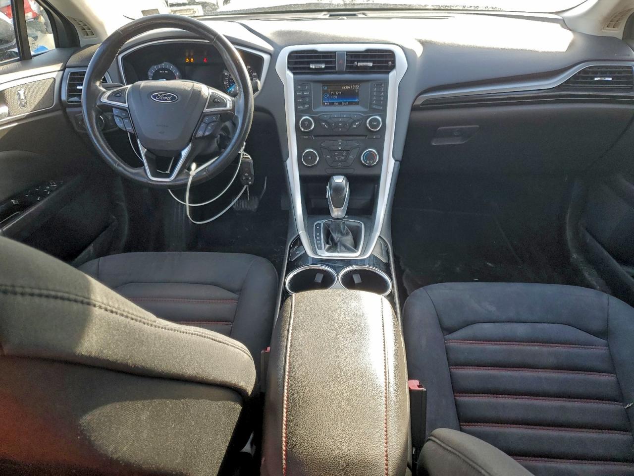 Ford Fusion Se Image 5