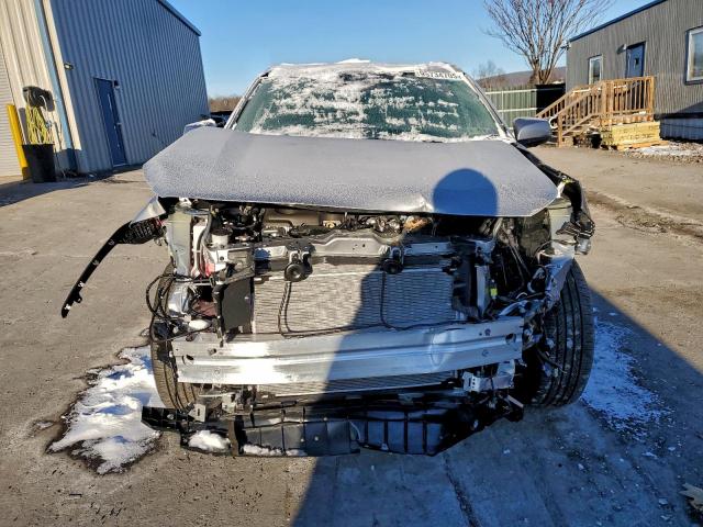 Toyota RAV4 Limited Image 8