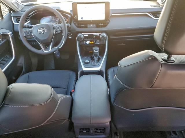 Toyota RAV4 Limited Image 5