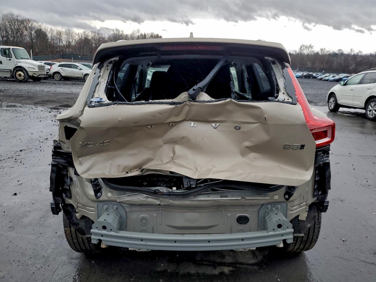 Volvo Xc40 Core Core Image 12