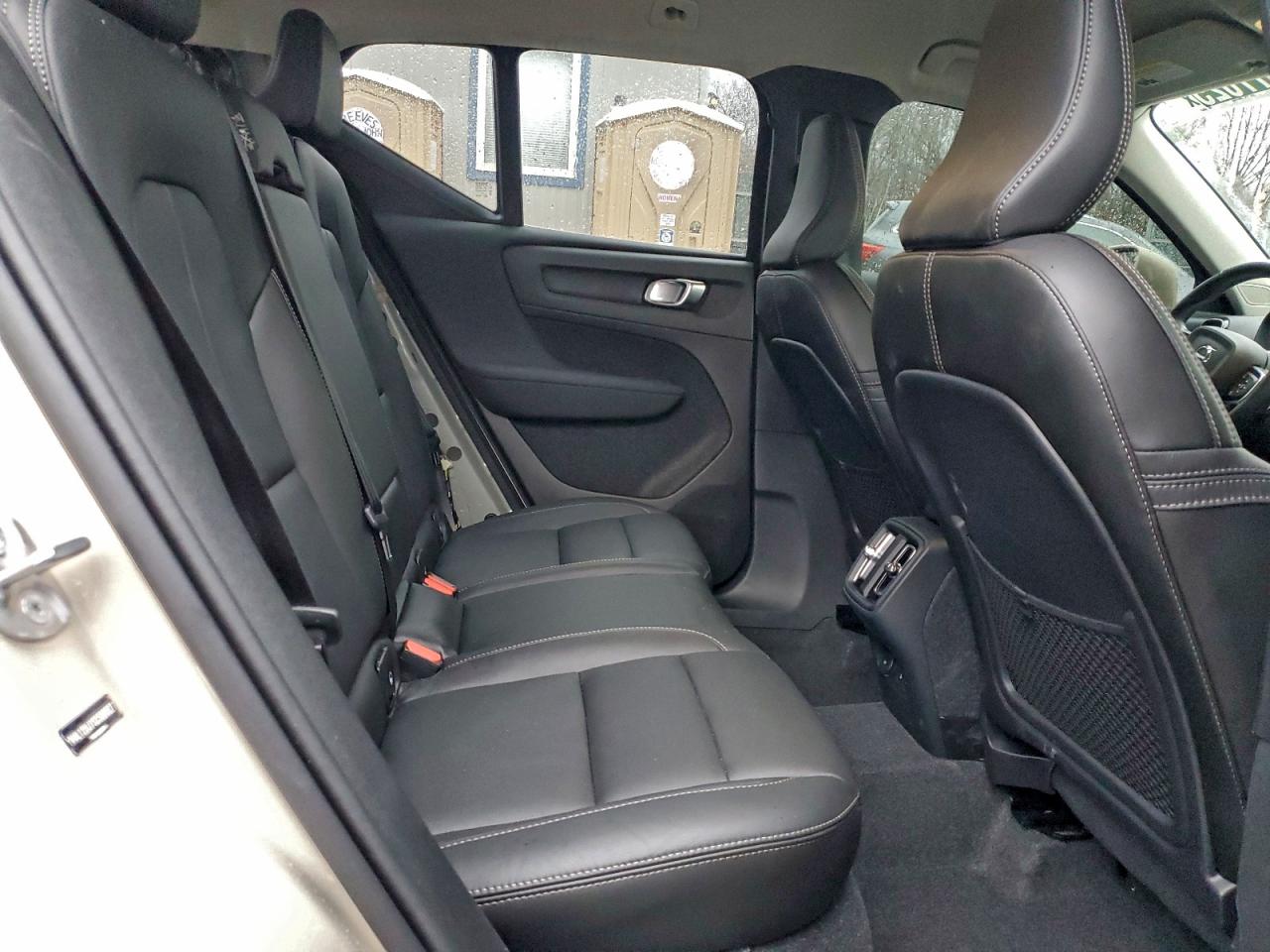 Volvo Xc40 Core Core Image 7