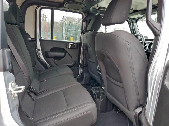 Jeep Gladiator Sport Image 10