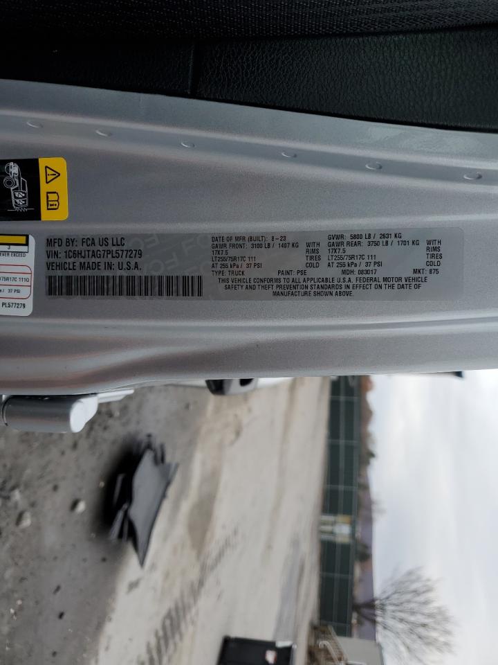 Jeep Gladiator Sport Image 8