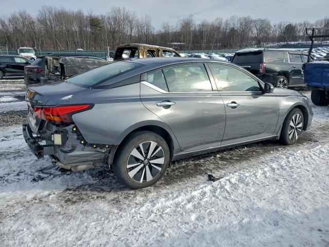 Nissan Altima Sv Image 12