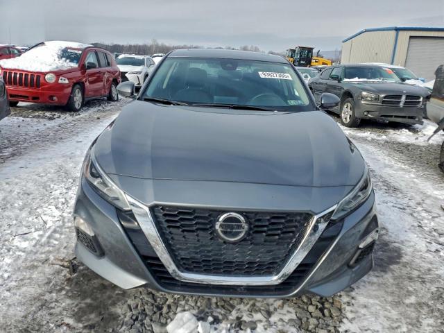 Nissan Altima Sv Image 5