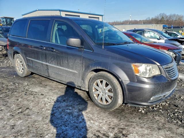 Chrysler Minivan Touring Image 12