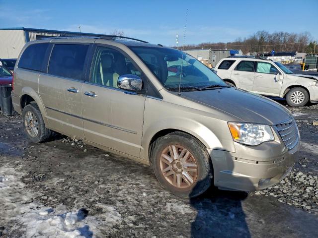 Chrysler Minivan Limited Image 6