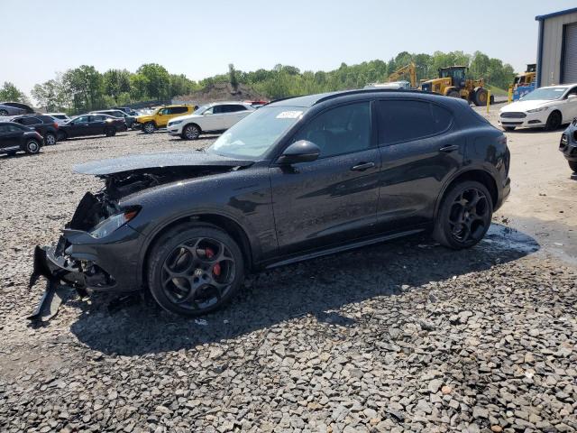  Salvage Alfa Romeo Stelvio