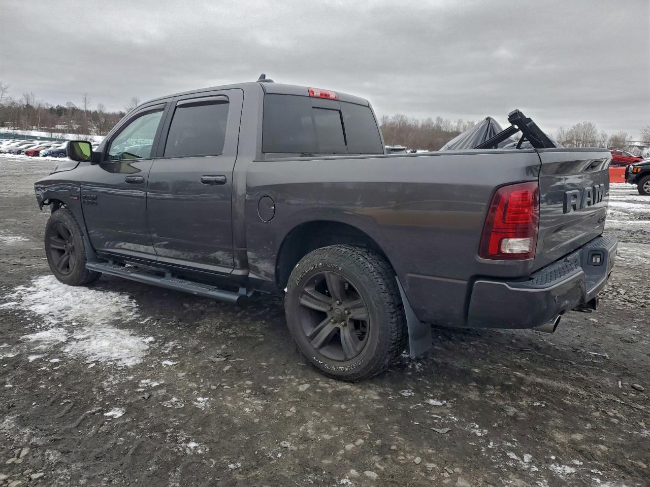 Ram 1500 Sport Image 3