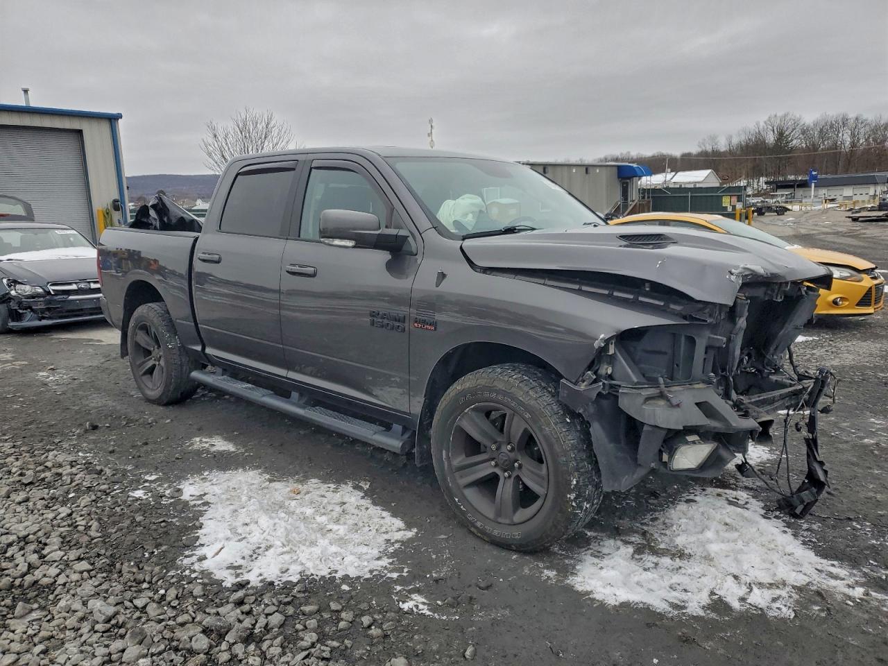 Ram 1500 Sport Image 2