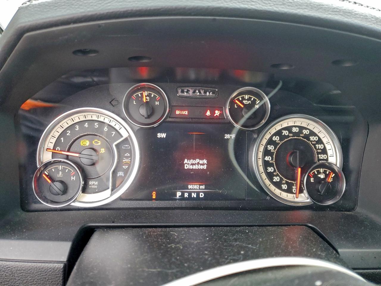 Ram 1500 Sport Image 8