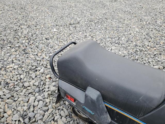 Ski-Doo Snowmobile Image 8