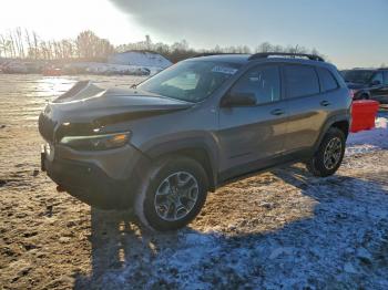  Salvage Jeep Cherokee