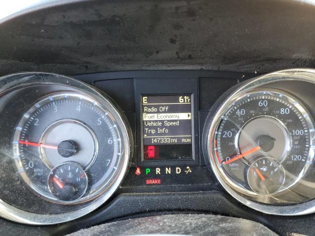 Chrysler Minivan Touring Image 4