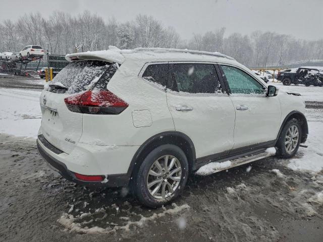 Nissan Rogue S Image 2