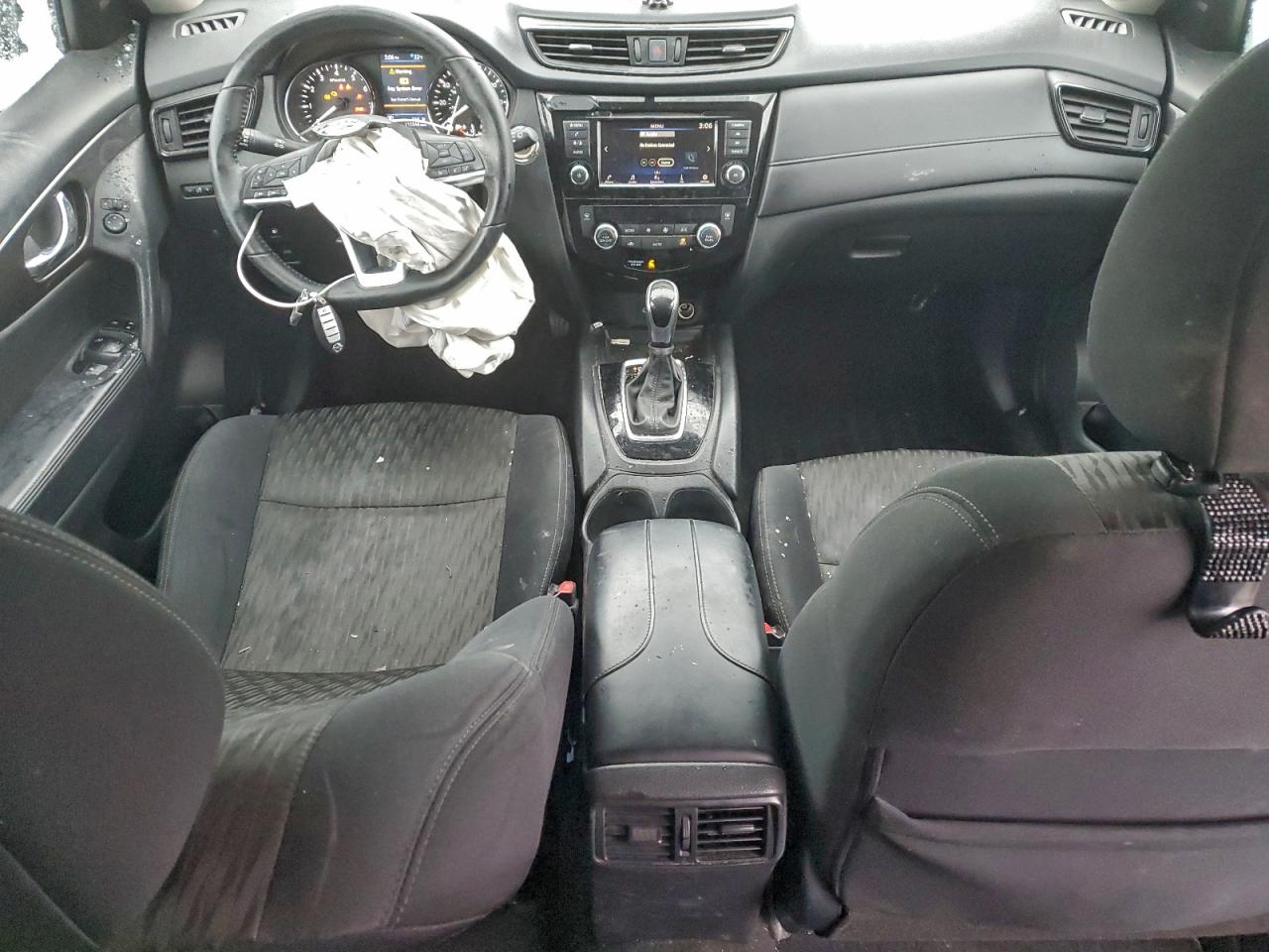 Nissan Rogue S Image 11