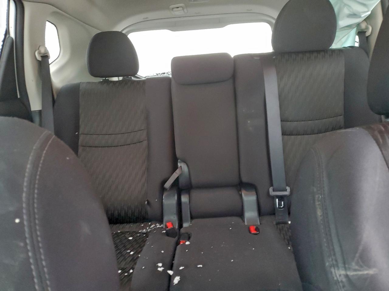 Nissan Rogue S Image 13