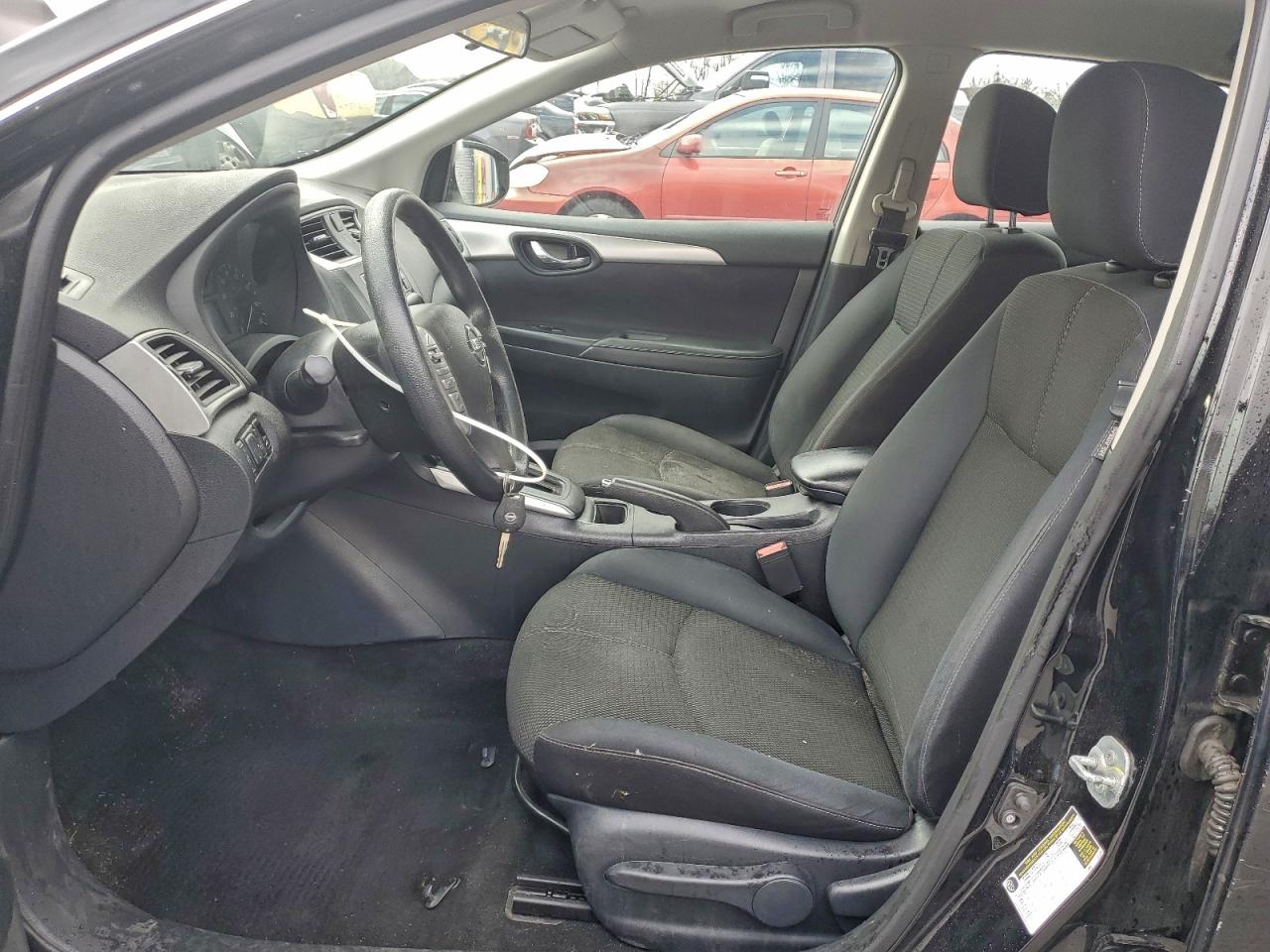 Nissan Sentra S Image 7