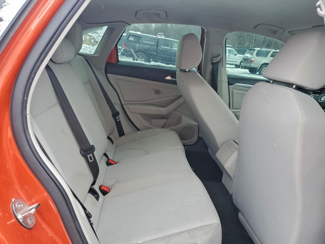 Volkswagen Jetta S Image 13