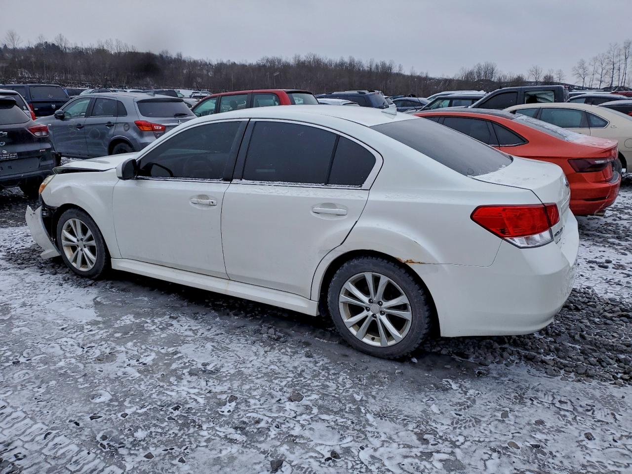 Subaru Legacy 2.5i Premium Image 2