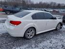 Subaru Legacy 2.5i Premium Image 8
