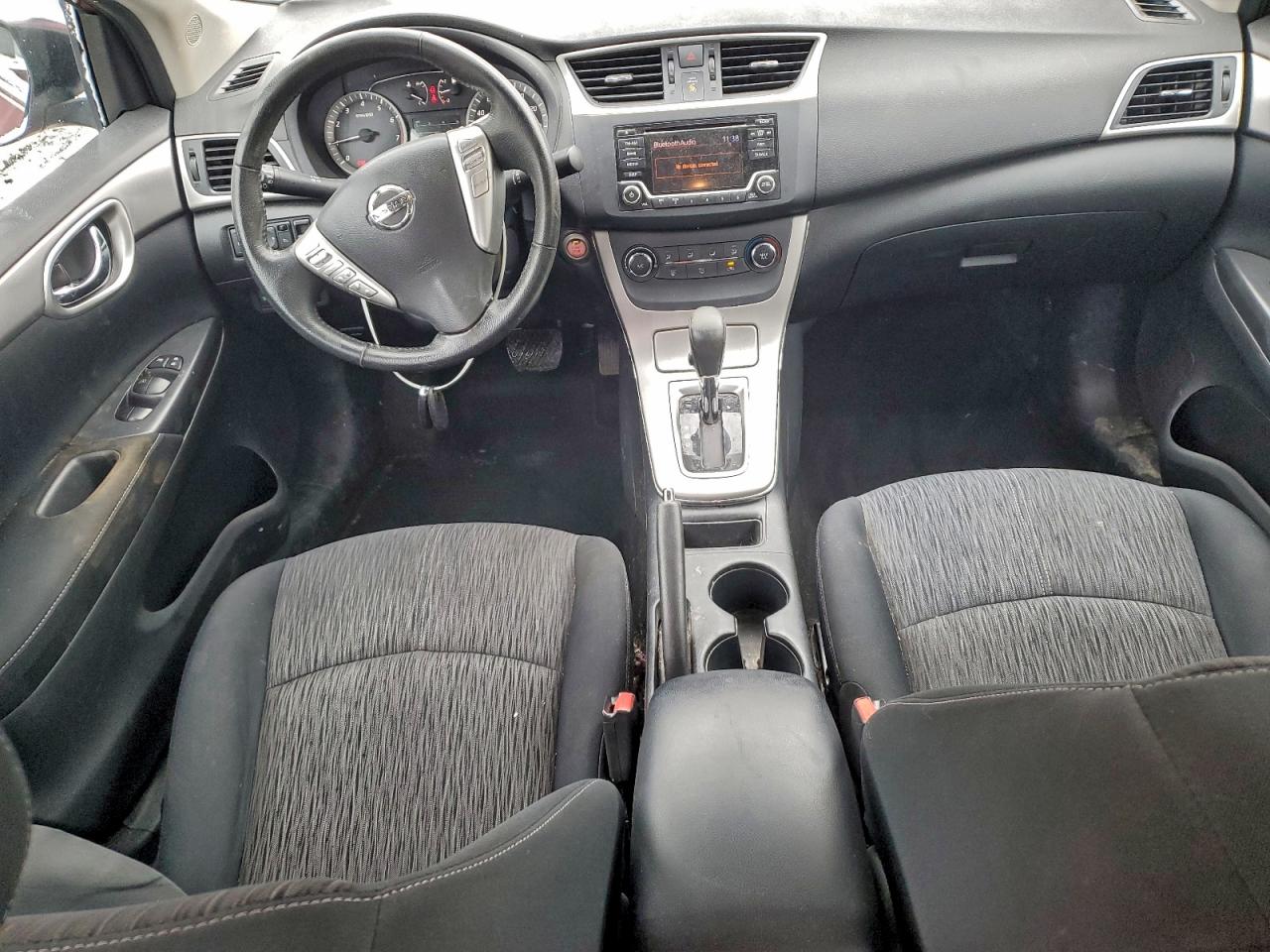 Nissan Sentra S Image 7