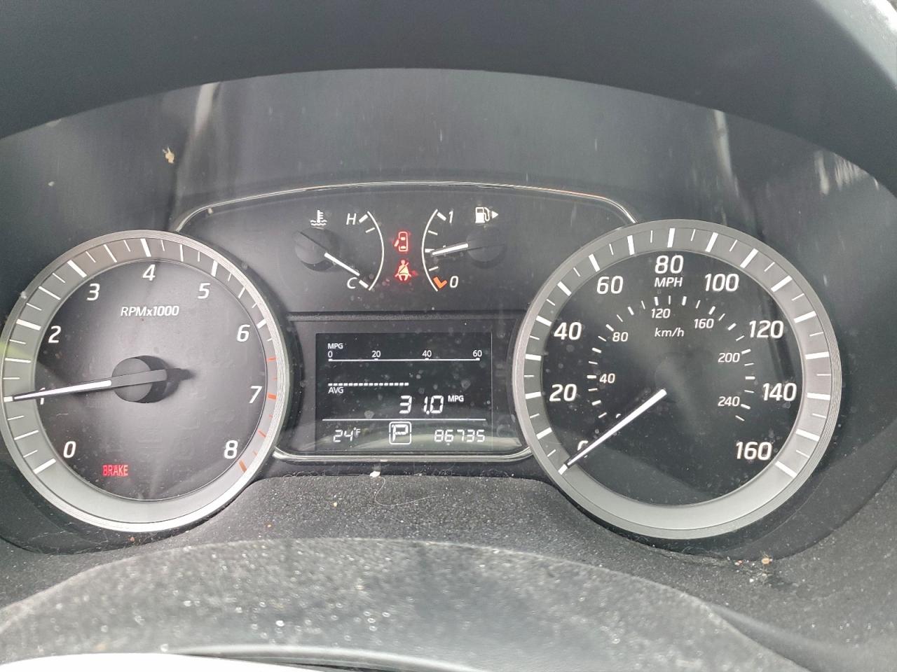 Nissan Sentra S Image 4