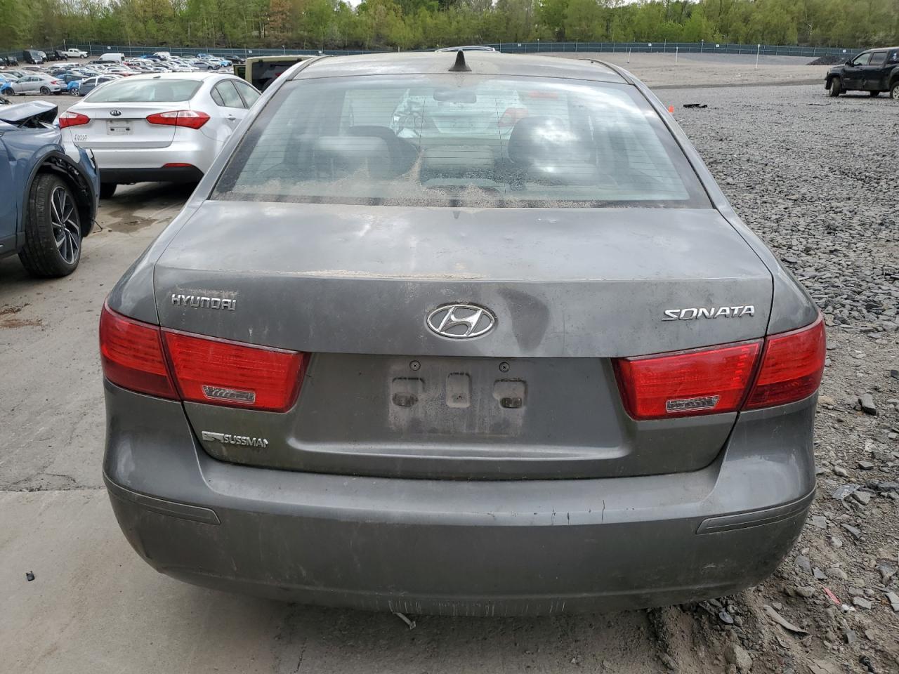 Hyundai SONATA Gls Image 4