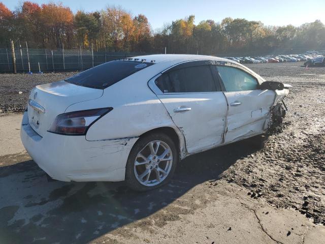 Nissan Maxima S Image 12