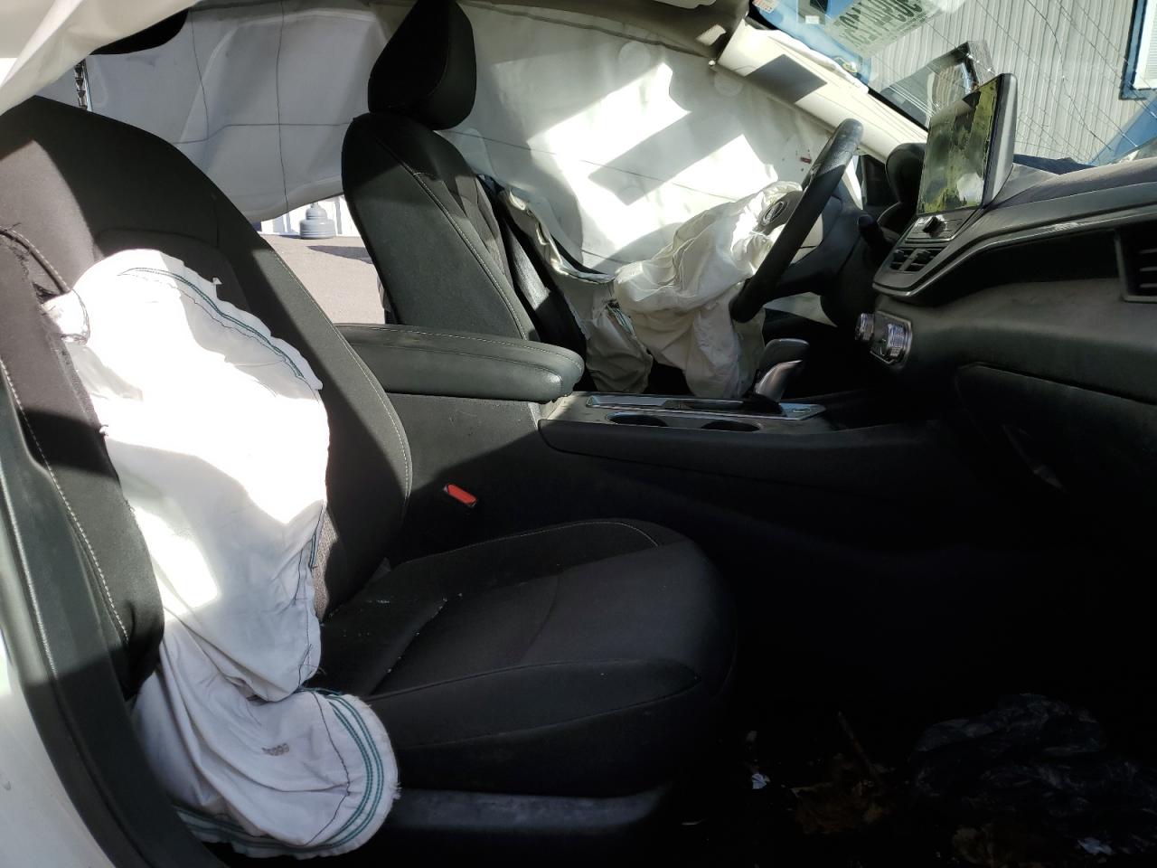 Nissan Altima Sv Image 6