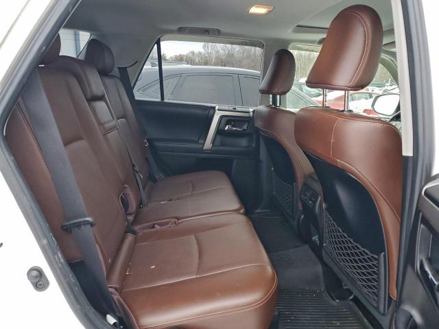 Toyota 4Runner Sr5/sr5 Premium Image 4