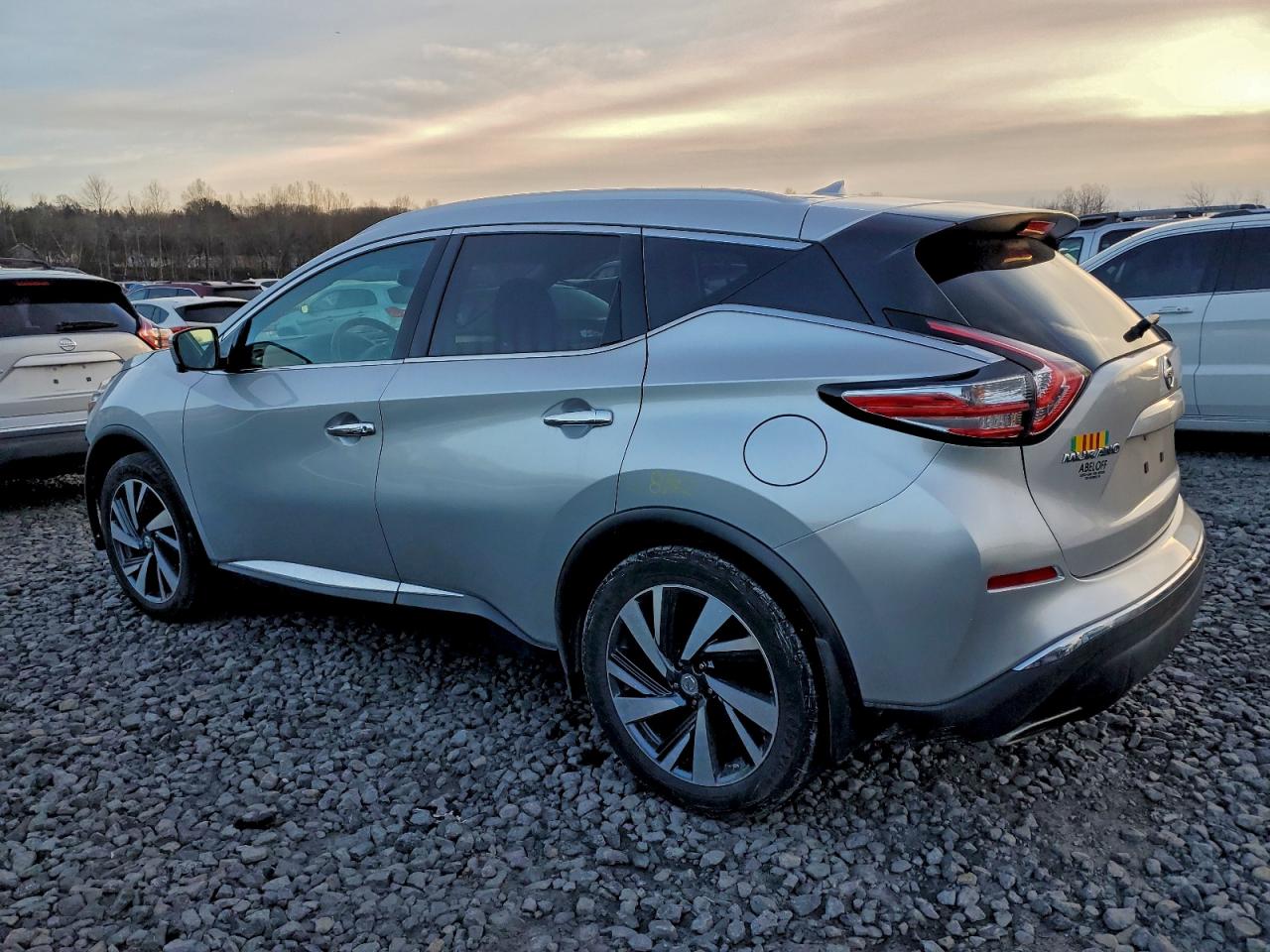 Nissan Murano S Image 3