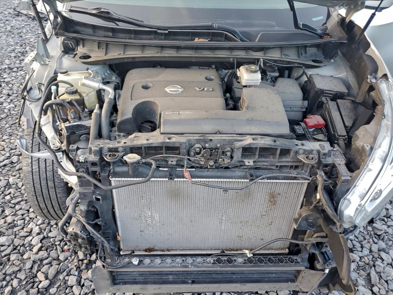 Nissan Murano S Image 7