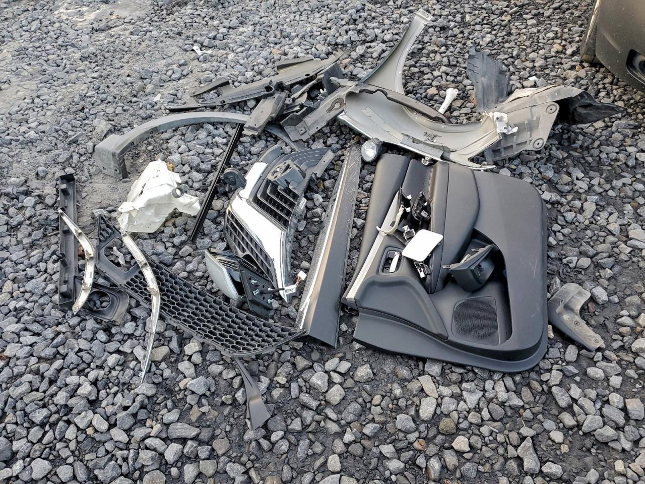 Nissan Murano S Image 2