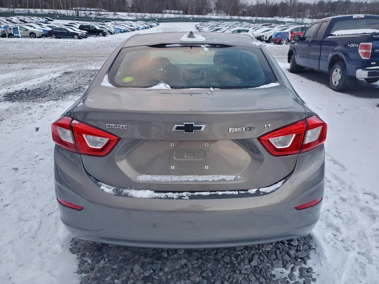 Chevrolet Cruze Lt Image 10