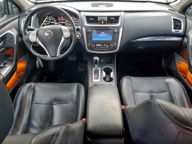 Nissan Altima 2.5 Image 11