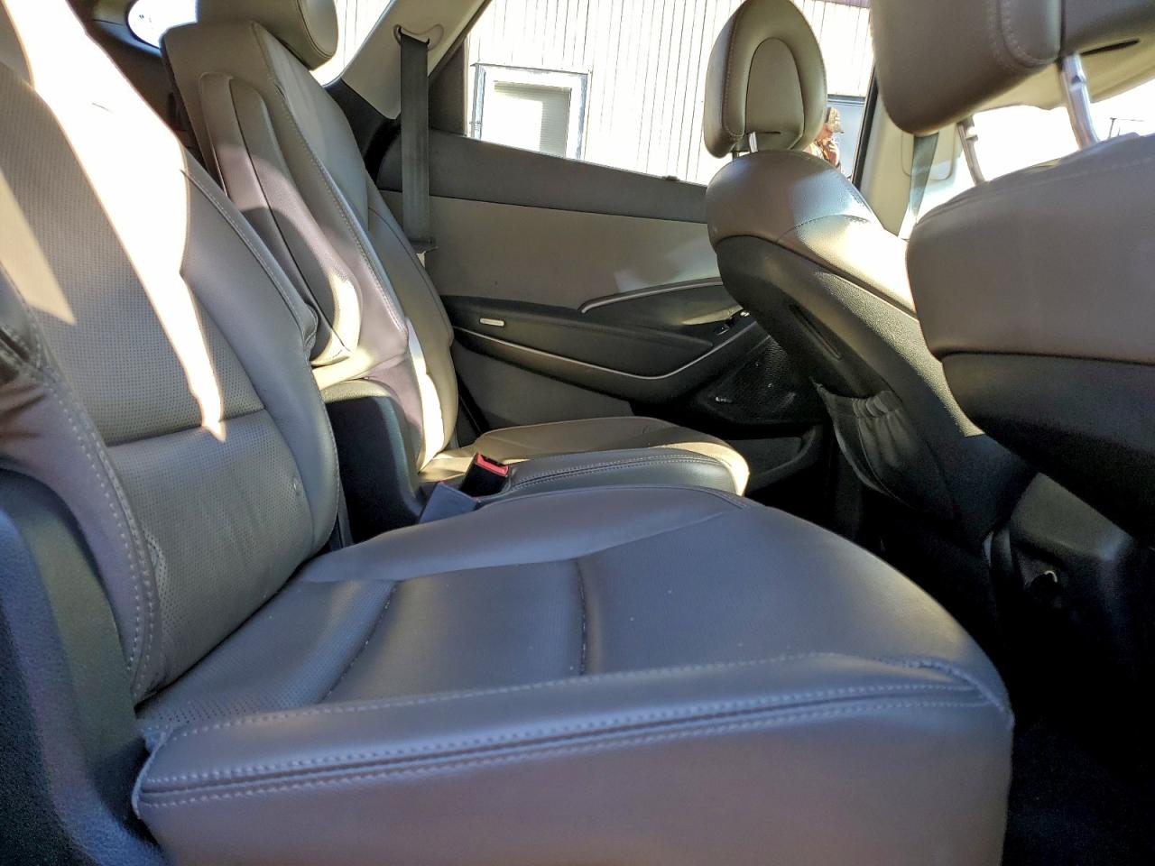 Hyundai SANTA FE Se Ultimate Image 10