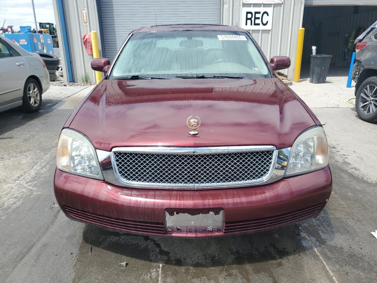 Cadillac DeVille Image 10