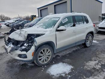  Salvage Volkswagen Tiguan
