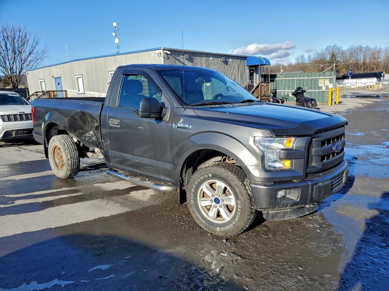 Ford F-150 Image 2
