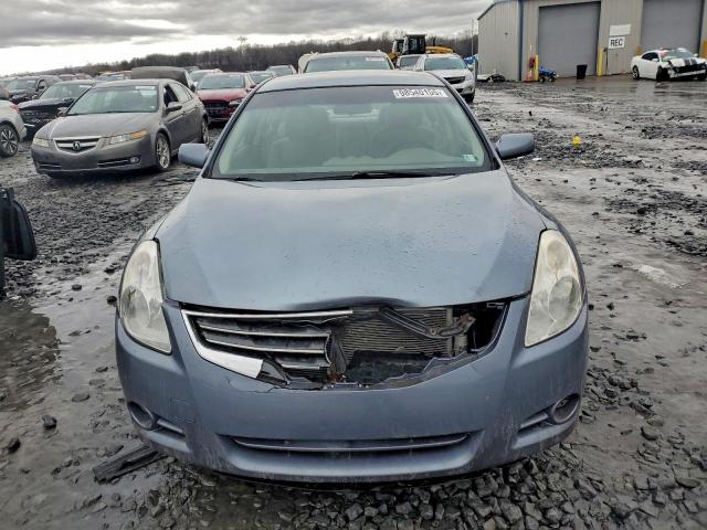 Nissan Altima Base Image 6