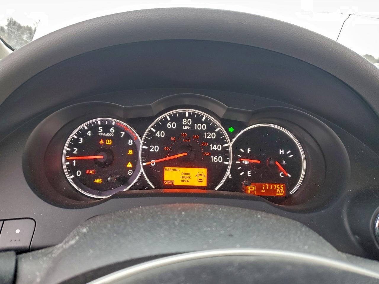 Nissan Altima Base Image 9